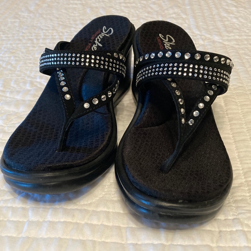 Sketchers size 7.5 sandals